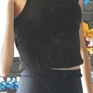 Linne storlek XS - Fint skick ,använt några få gånger ,svart linne