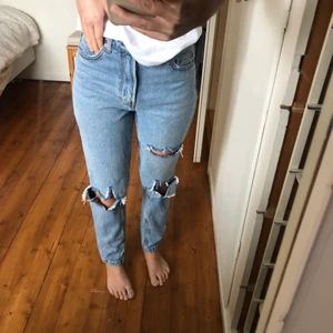 Jeans - Jeans från Bershka som är köpta för länge sen men är som nya!