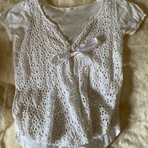 Blus - Oddmolly blus med fina detaljer