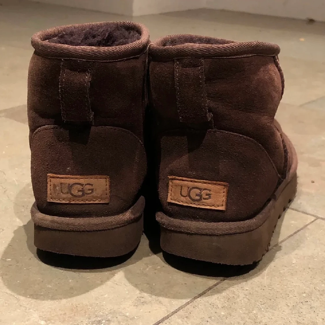 UGGS storlek 37
