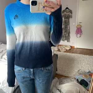 Tröja från maje - Så fin tröja från maje! Storlek S. Nypris ung 2000.