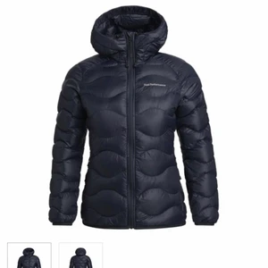 Peak performance jacka - Säljer min peak jacka i storlek M, har kommit till användning en höst.