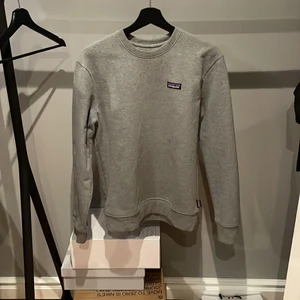 Patagonia sweatshirt - Lite använd. 8/10. Original pris 750kr.