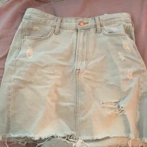 Kjol  - Jeans kjol storlek 36 