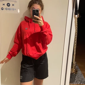 Fila luv tröja  - En äkta fila luv tröja som inte kommer till användning❤️Jätte cool och jätte fin🤍frakt:66🤍