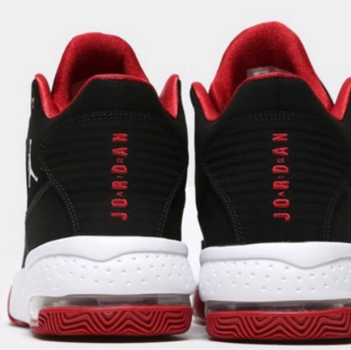 Jordans max aura 2 - 90