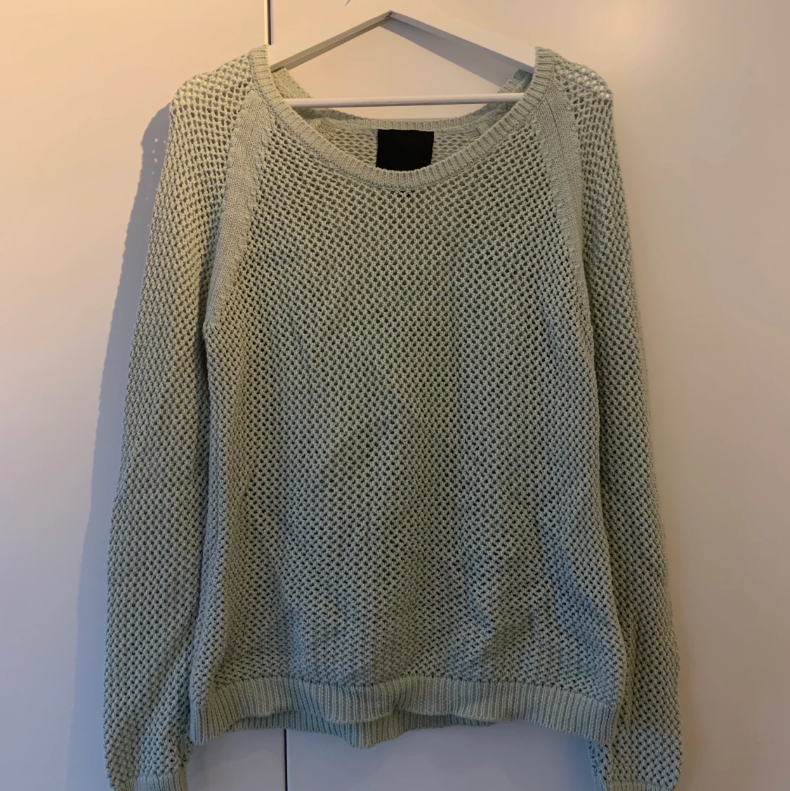 Mintgrön tröja 