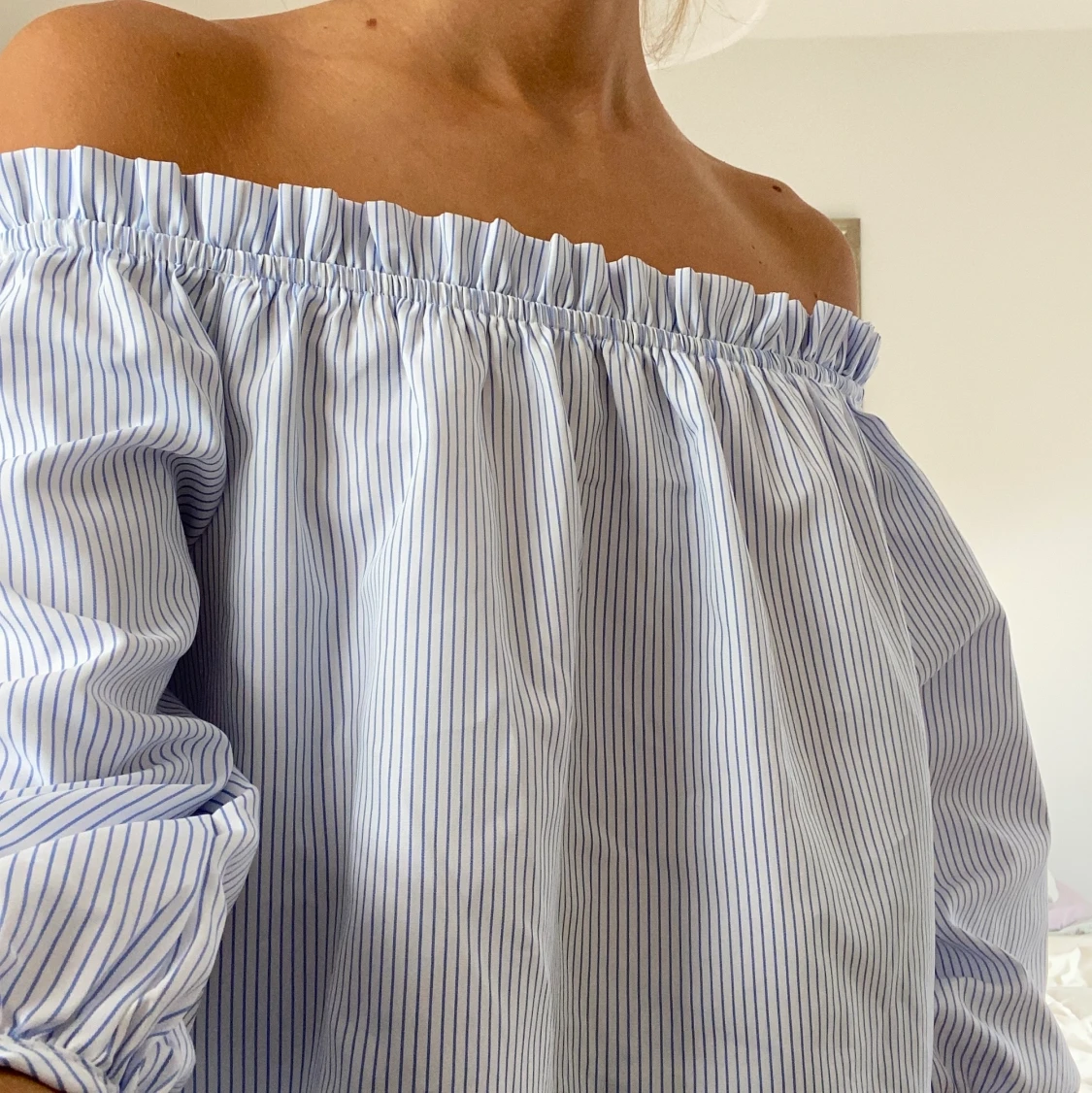 Blå-och vitrandig blus - 90