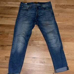 Jack and jones jeans - Jeans från jack and jones i nyskick. Köptes för  700-1000 kr. 