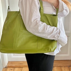 Green totebag - Perfect for school