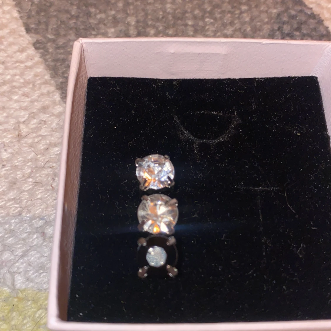 Örhängen diamanter