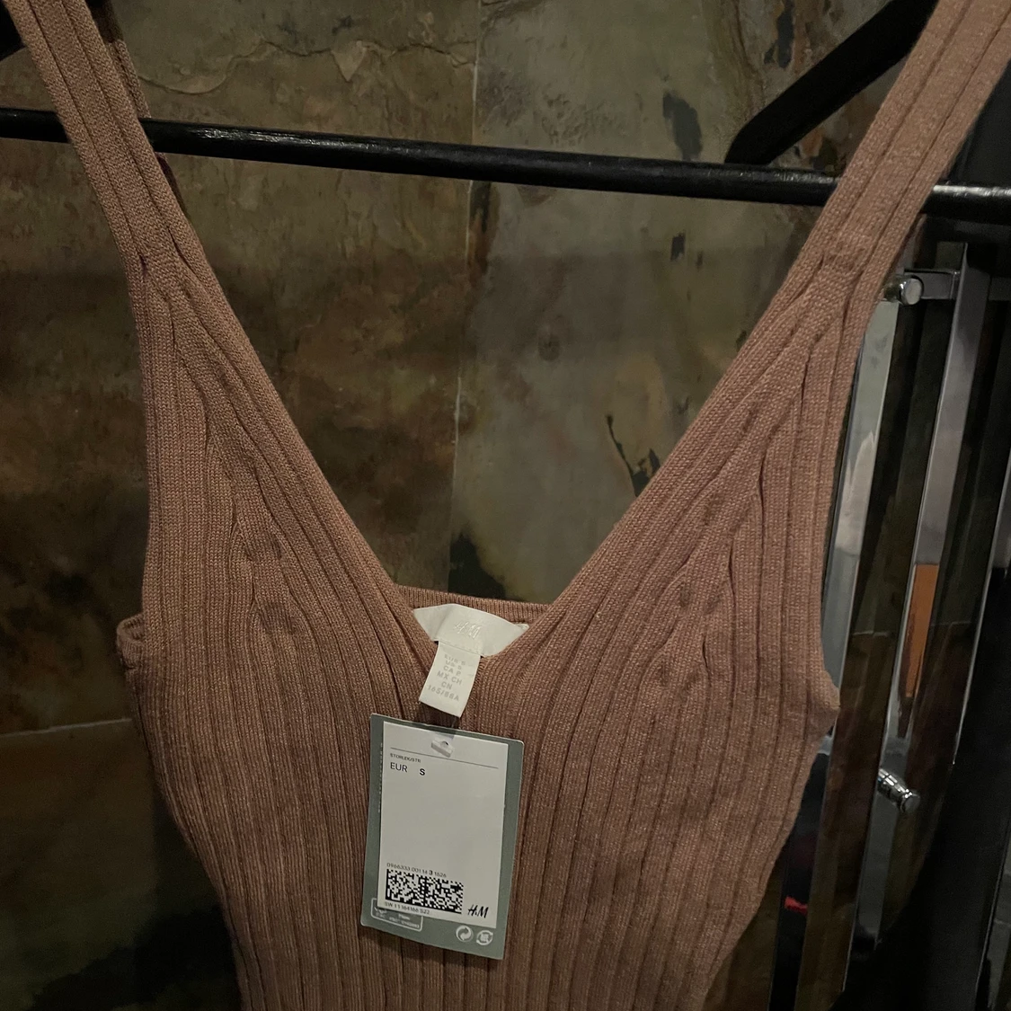 H&M stickad klänning brun - 90