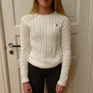 Ralph Laurent tröja  - Vit kabel-stickad tröja, storlek XS. Använd 2 gånger. 