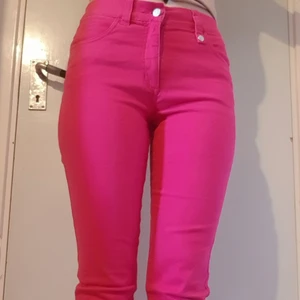 Lindex storlek S - Lindex byxor S oanvänt säljs för 80 kr