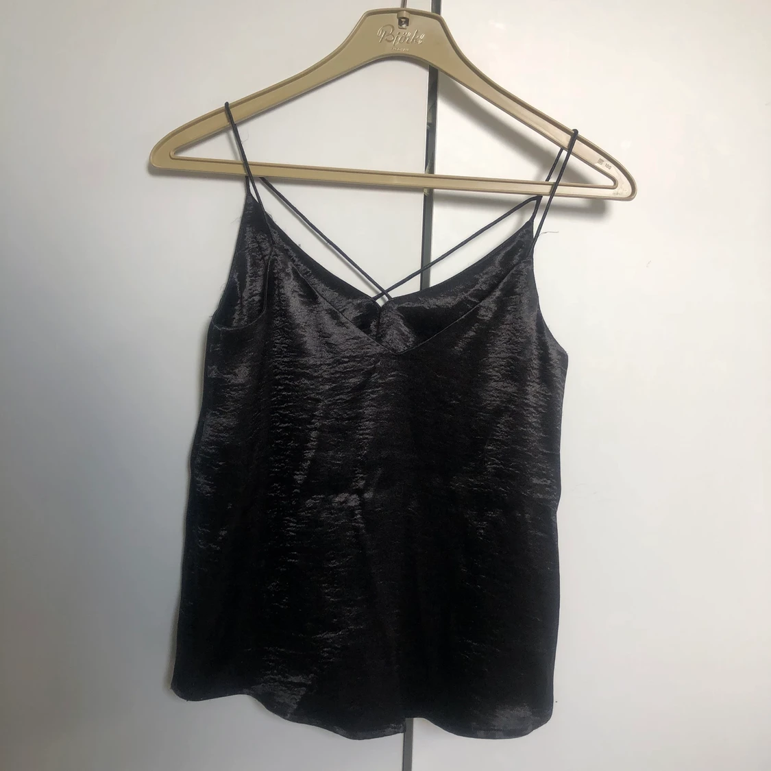 Glansigt svart linne - 91