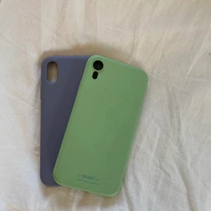 iPhoneskal xr  - Jag säljer endast det mörk gråa skalet, okänt märke men är i nyskick, passar till IPhone xr.