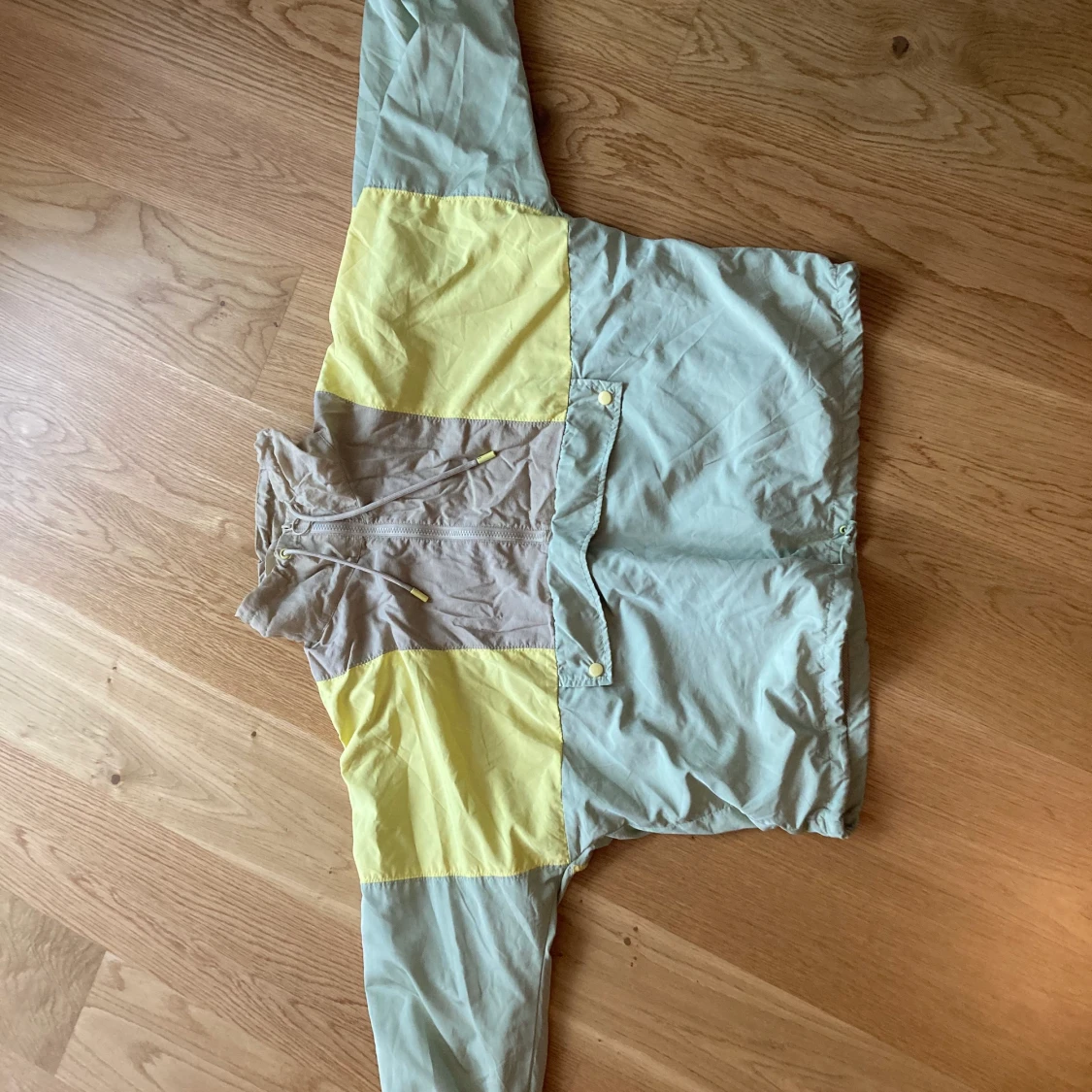 Färg glad windbreakee - 90