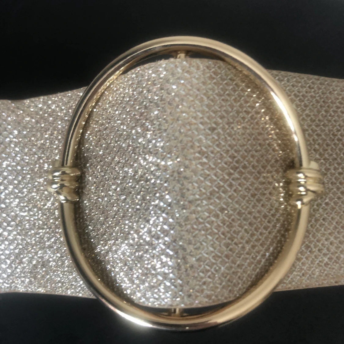 H&M skärp gulligt  - 90