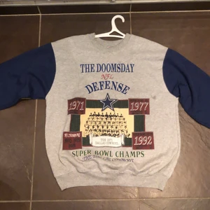 Vintage NFL crewneck - Size XL fits M/L 