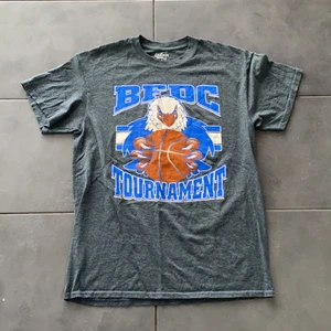 Vintage tee - Strl: M! Fråga om mått vid intresse