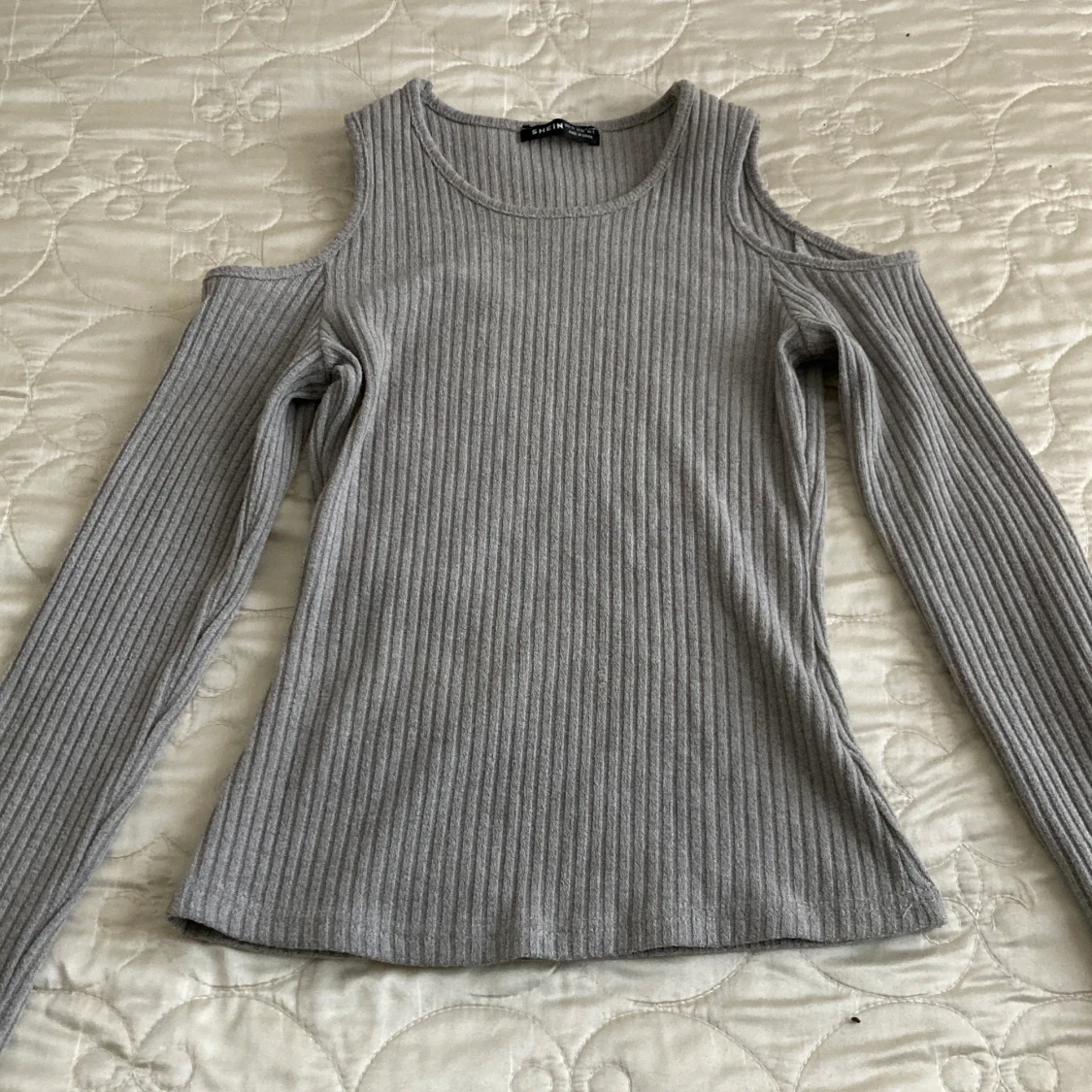 En fint grå topp som jag önskar att sälj - 90