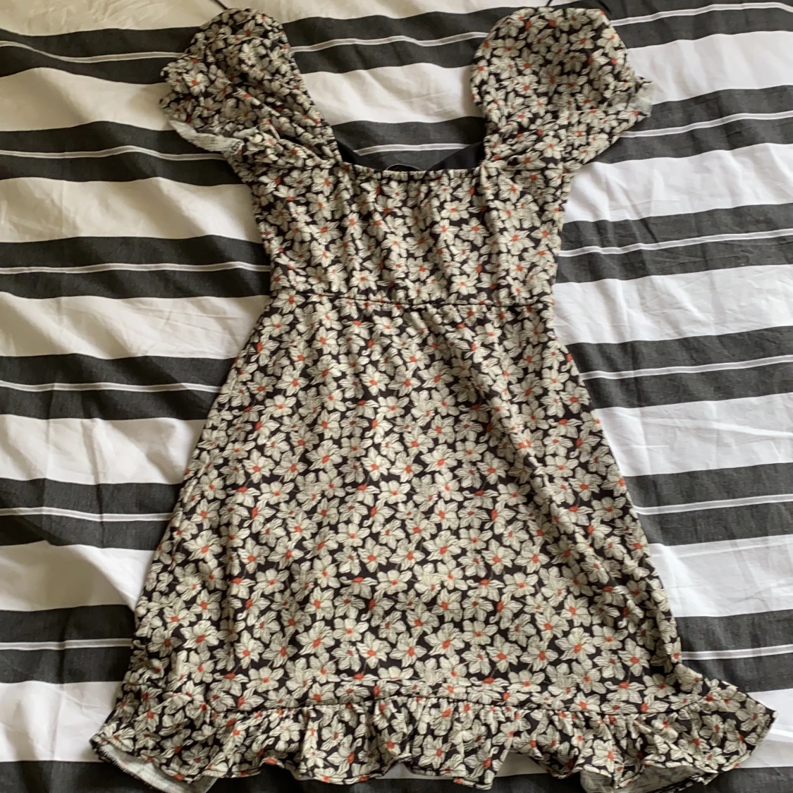 blommigklänning  - 90