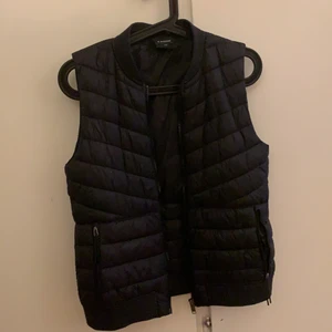 Everest väst i storlek 36 - I fin skick 