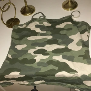 Militär linne från Lindex  - Jätte fint, nästan aldrig använd