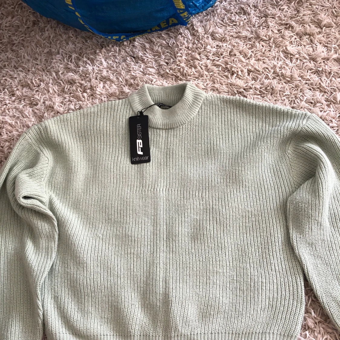 Mint grön stickad tröja i storlek s