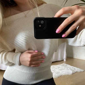 Stickad tröja NAKD - Stickad tröja från NAKD i strl XS. Använd men i jättebra skick.