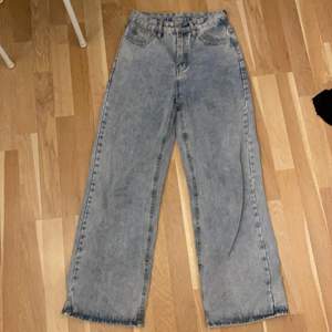Vida jeans ifrån Shein. Storlek S. 110kr+frakt
