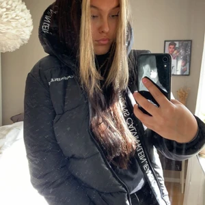 Ny Calvin Klein jacka - Svin fin Calvin Klein jacka köpt för 2000kr i st S/M 
