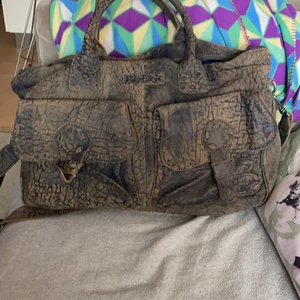 Liebeskind väska blå - Liebeskind väska blå (zip måste ändras) 