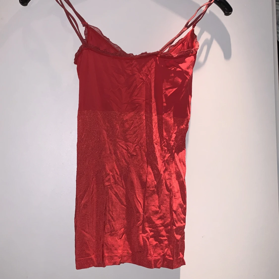 Rött linne i strl S/M☺️ - 90