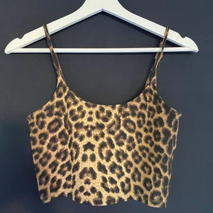 Leopard topp strl S - Super snygg topp 