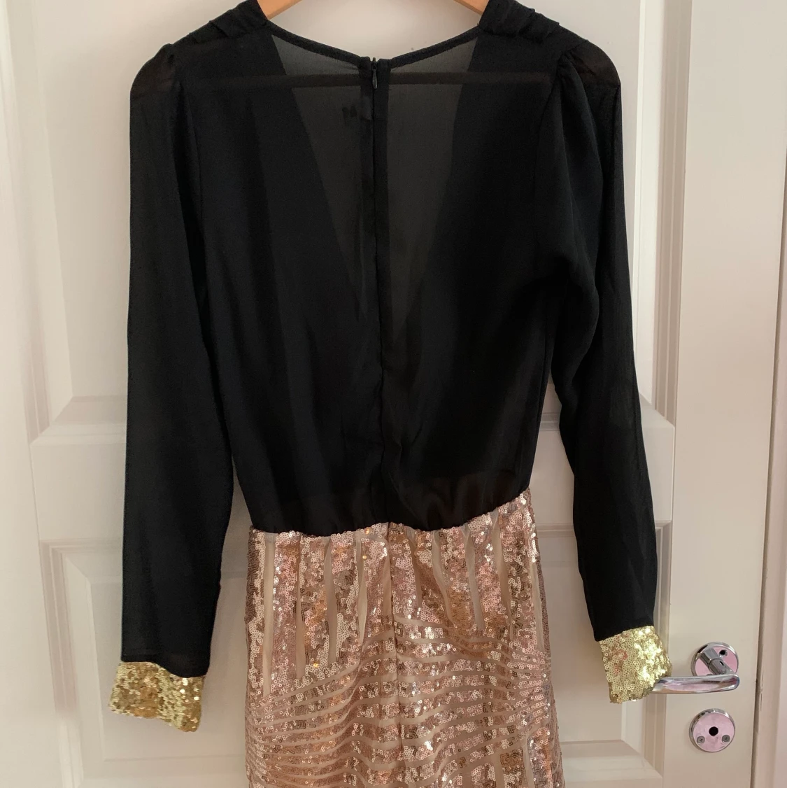 Utsmyckad festkänning från Dennis Maglic - 90