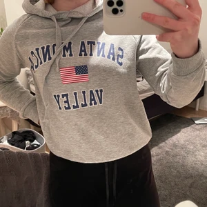Hoodie - Använd men fint skick! 