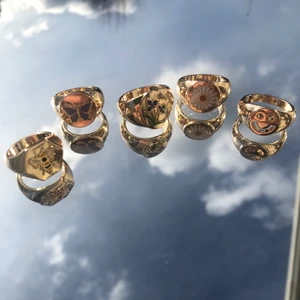 Ringar - Säljer alla dessa super fina ringar, super fina och unika. ❤️❤️⚡️⚡️ 55krst alla för 440kr,