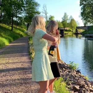 Superfin sommarklänning 💚 - Från Gina Tricot, använd en gång.💚