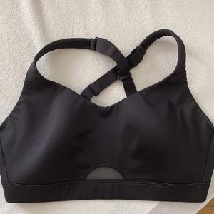 Sport-bh VICTORIAS SECRET - HIGH support träningsbh från VS. 