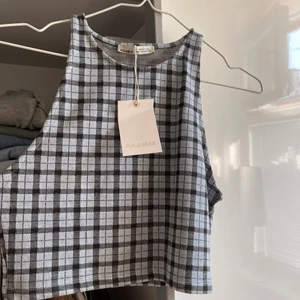 Top från pull and bear  - Aldrig använd i st M