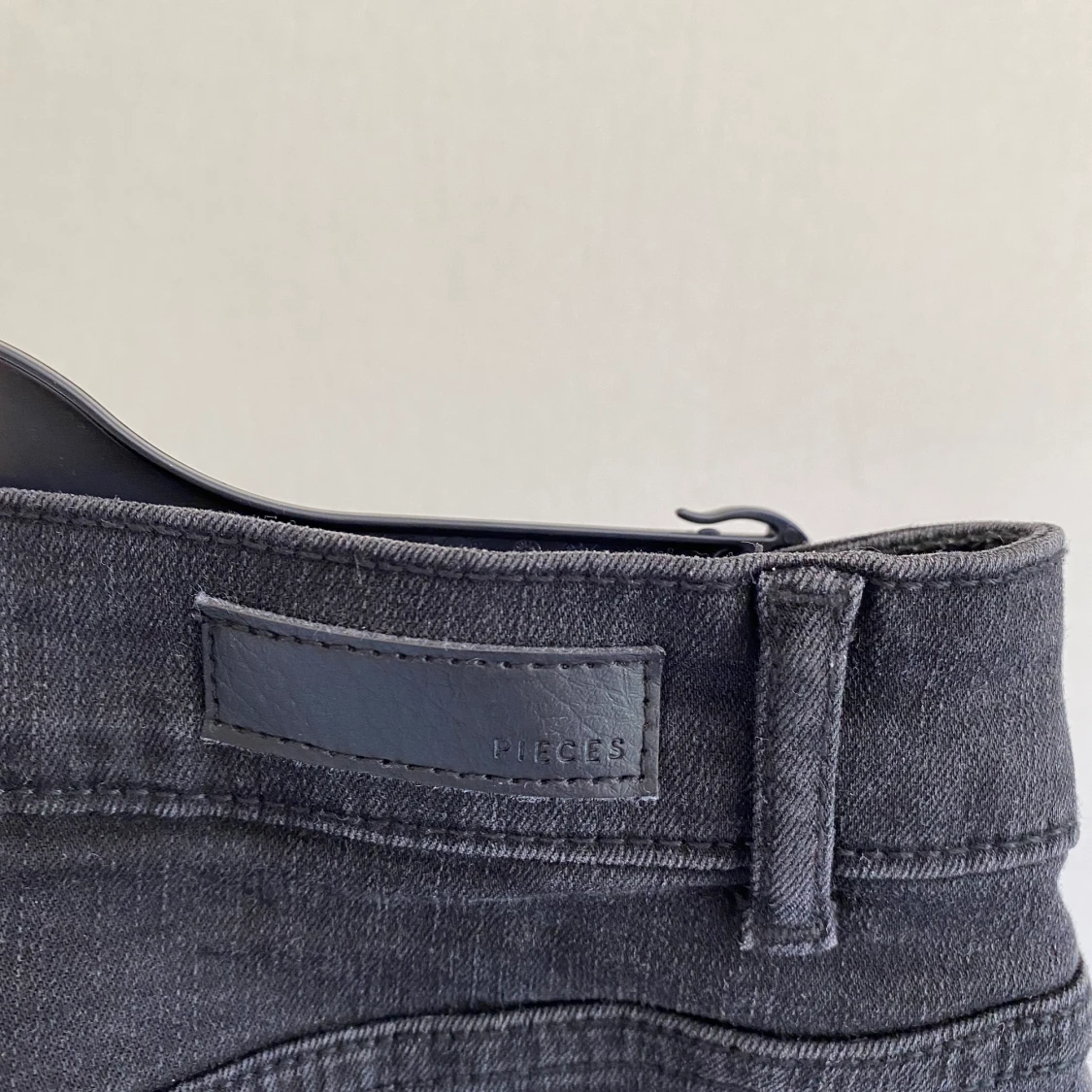 Svart jeanskjol, pieces - 91