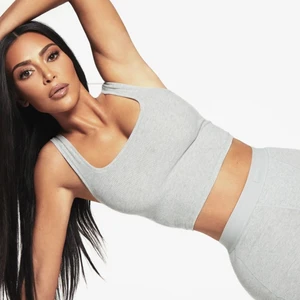 Tanktop skims - Cotton ribbed tank från skims i färgen grå, oanvänd!