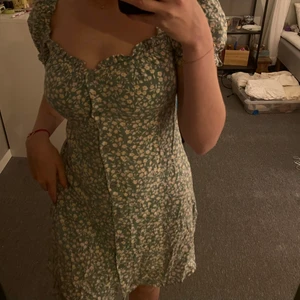 Klänning - Jättesöt somrig klänning.