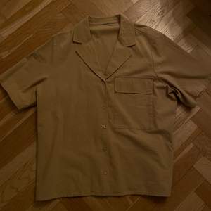 Vintage skjorta, storlek L. 