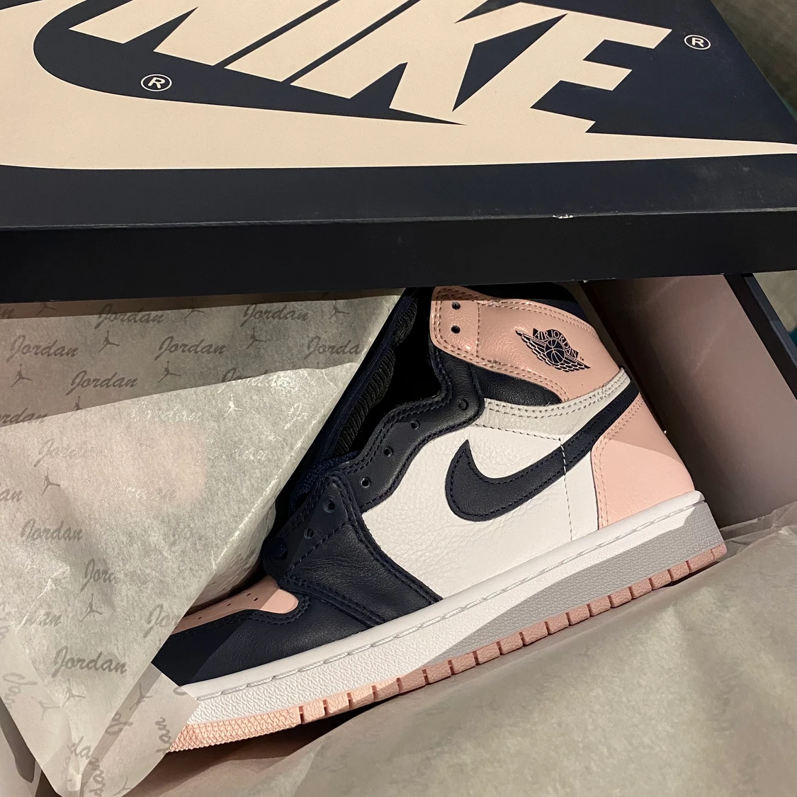 Jordan 1 High OG Atmosphere (W) - 91