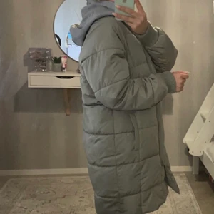 Jacka  - Jacka i storlek 34.