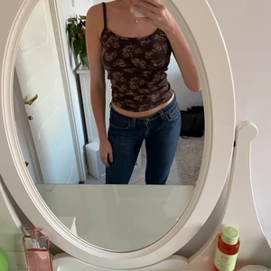 Linne - Brunt linne från ellos i storlek 38. Bra skick. 40kr + frakt eller om vi möts upp 💕