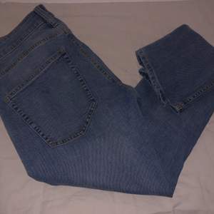 Jeans ifrån lager 157 i storlek S 100kr (priset är ej hugget i sten)