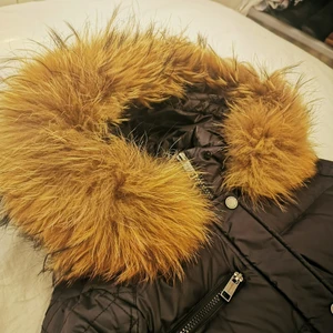 Rockbandblue jacka  - En vacker rockandblue jacka som köptes för två vintrar sedan men bara använd en, plagget är nästan nytt och är i storlek 38. För mer information och bilder skriv till dm